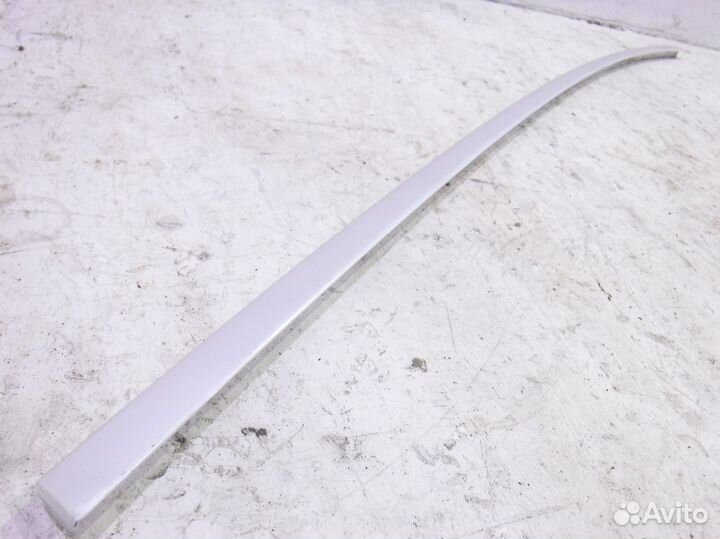 Молдинг стекла двери задней левой