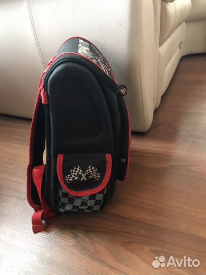 Продам ранец для школьника