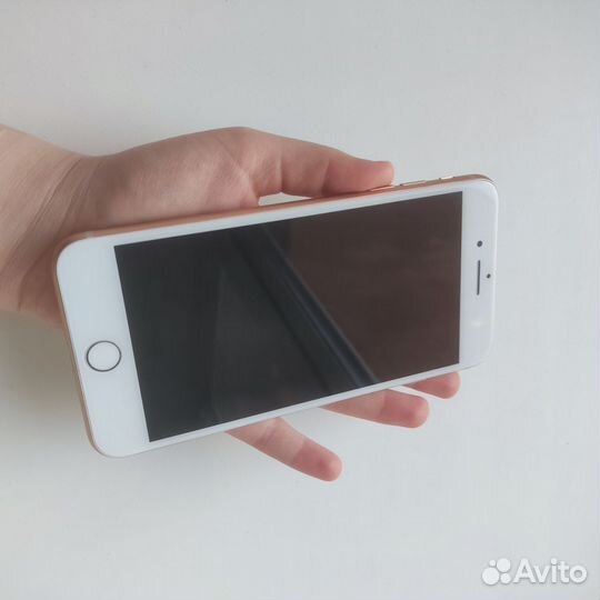 iPhone 8 Plus, 64 ГБ