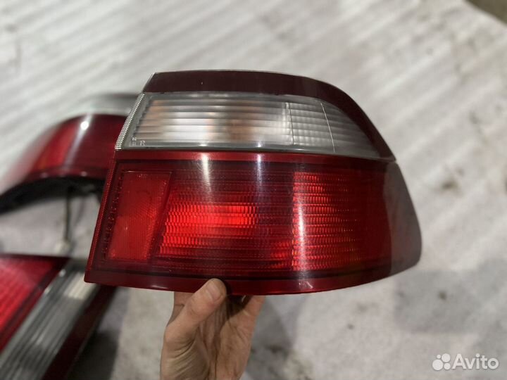 Задний фонарь левый Mazda Capella GF седан