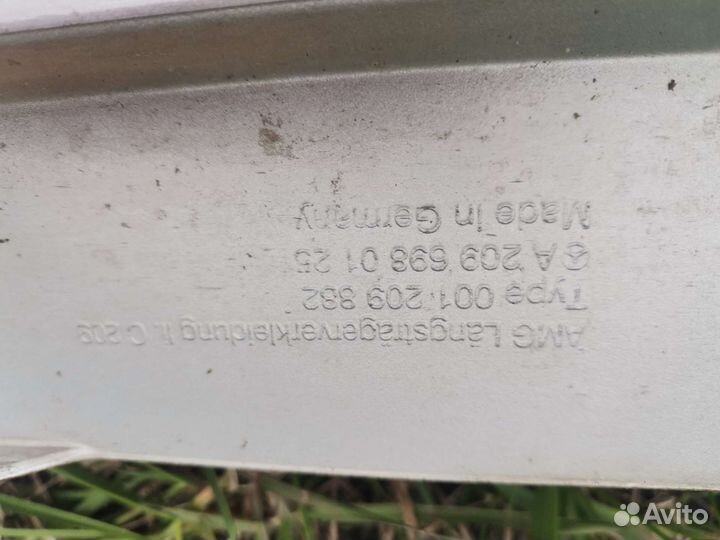 Накладки порогов AMG CLK 209