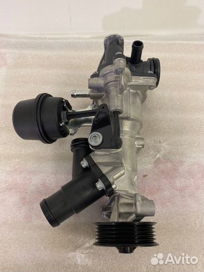 Помпа Mercedes W176 / W246 / X156 M270