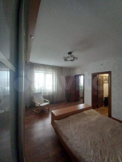 Дом 289,7 м² на участке 6,7 сот.