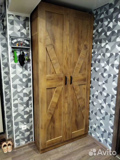Шкаф двухстворчатый