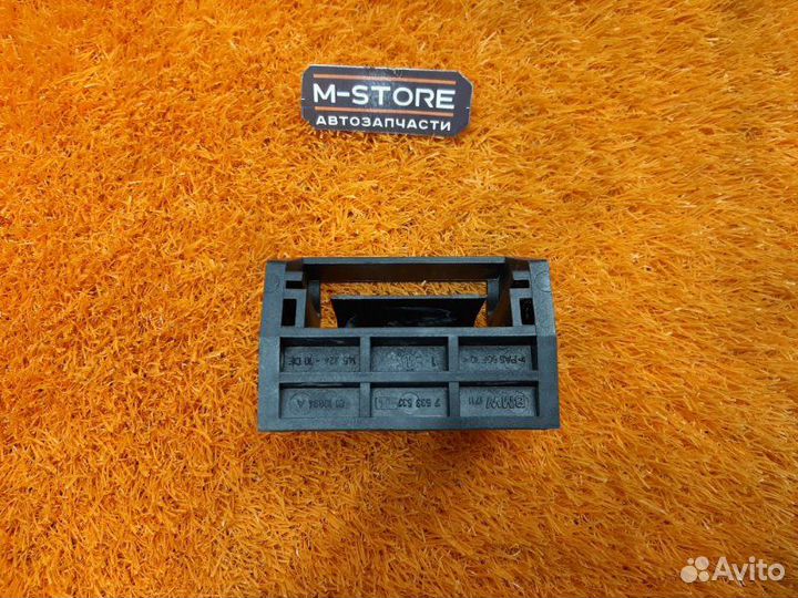 Крепление радиатора Bmw X5 E70 2006-2010