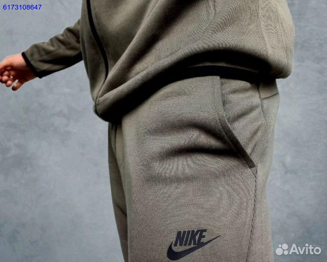 Спортивные костюмы Nike Tech Fleece