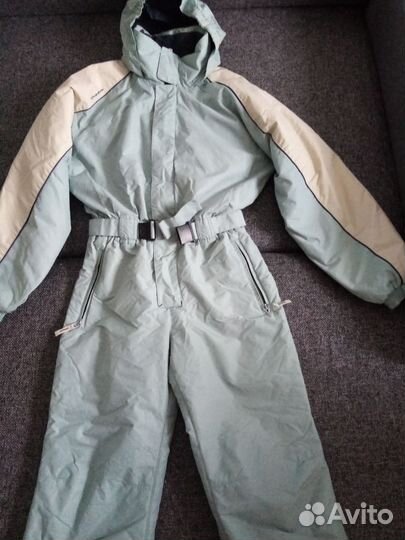 Горнолыжный комбинезон.комбинезон для сноуборда