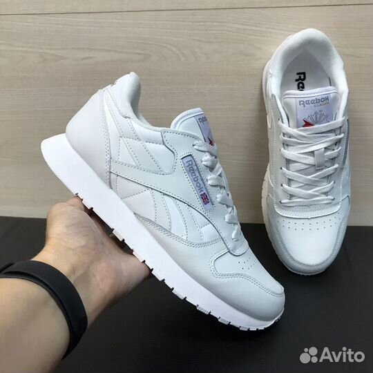 Кроссовки Reebok Classic белые мужские