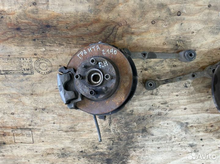 Поворотный кулак в сборе калина гранта 2190 приора