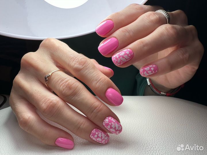 Маникюр на дому