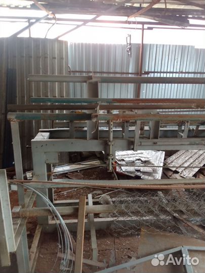 Станок изготовления сетки рабицы автомотический