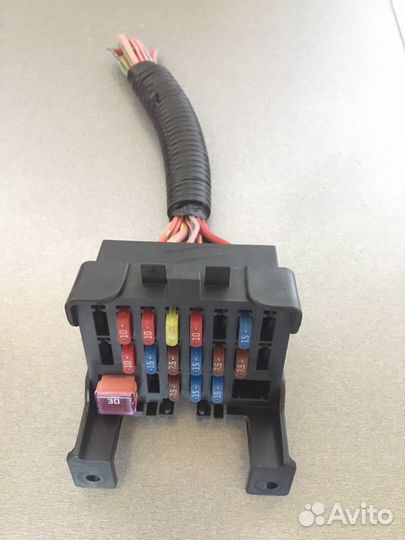 Блок предохранителей mazda cx 7 салонный