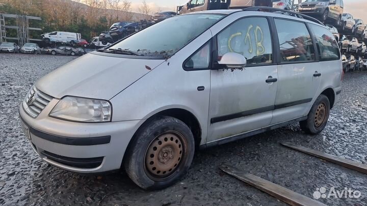 Дверь задняя правая volkswagen sharan 2 2009