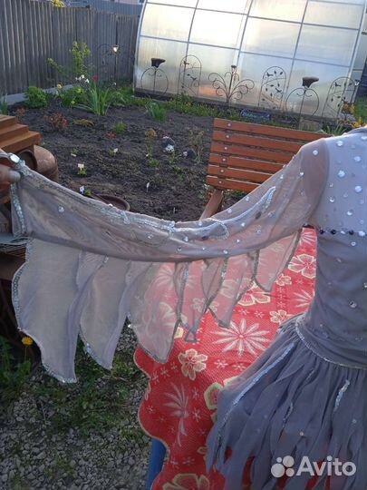 Костюм для танцев и цирка