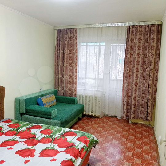 2-к. квартира, 55 м², 1/9 эт.