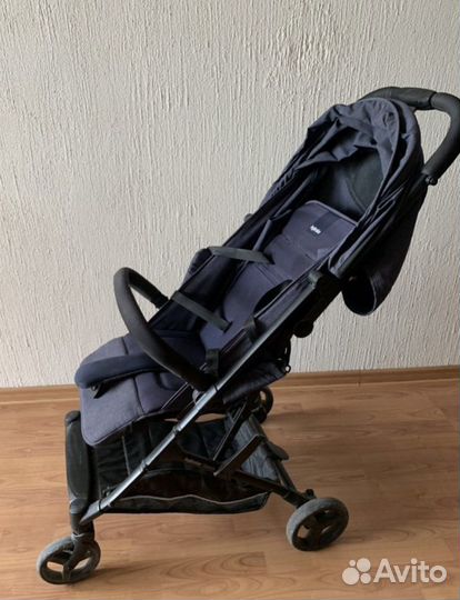Коляска прогулочная