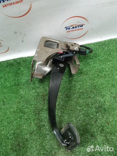 Педаль тормоза Dodge Journey 2.4 ED3 2010