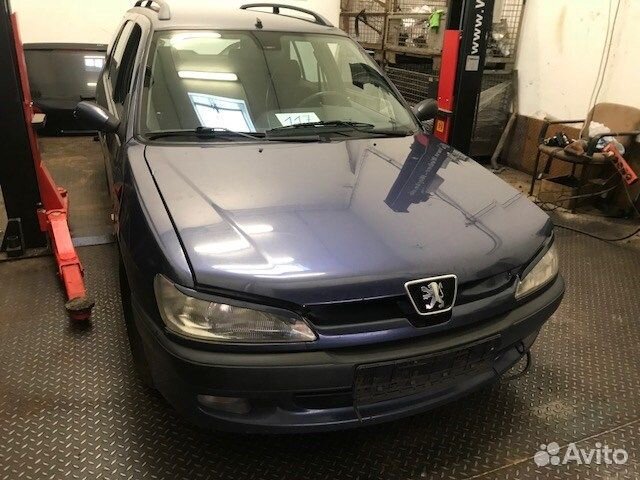 Разбор на запчасти Peugeot 306