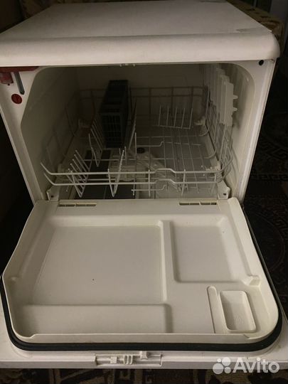 Посудомоечная машина electrolux