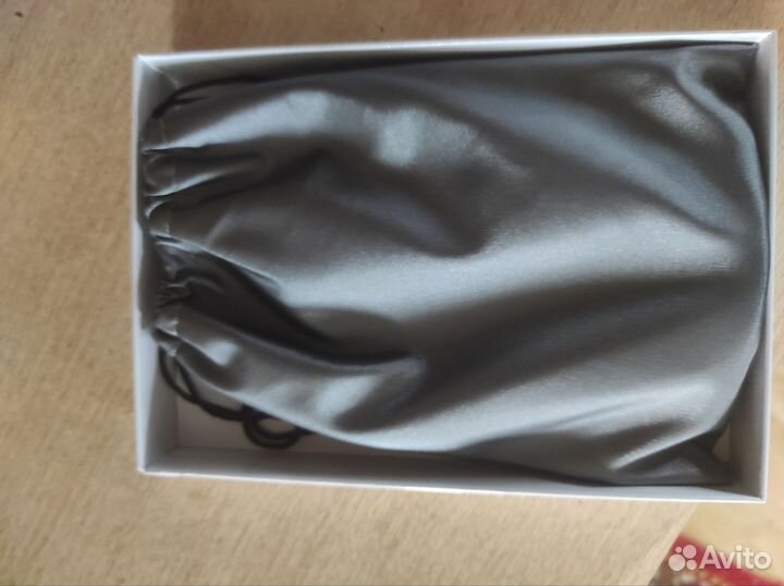 Наушники с микрофоном беспроводные