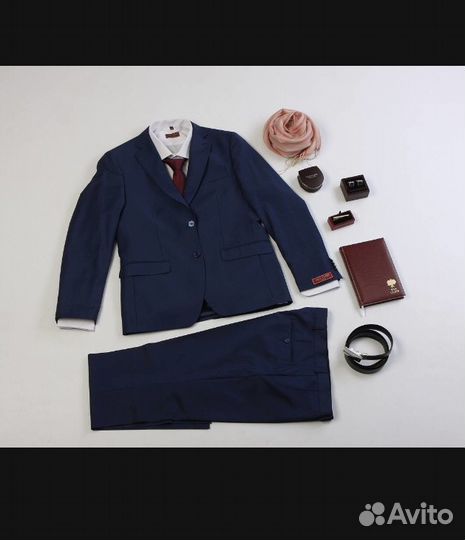 Стильный мужской костюм