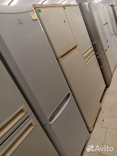 Холодильник Б/У