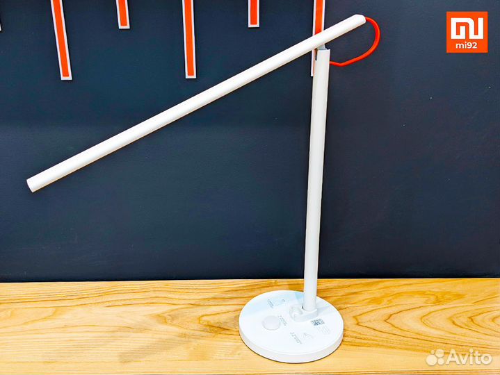 Настольная лампа Xiaomi Mi LED Desk Lamp 1S Новая