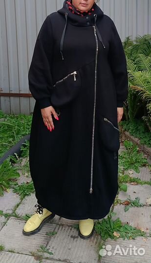 Пальто большого размера