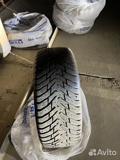 Nokian Tyres Hakkapeliitta 8 225/45 R19 96