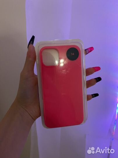 Чехол на iPhone 14