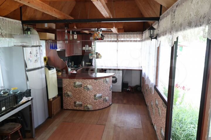 Коттедж 285 м² на участке 65 сот.