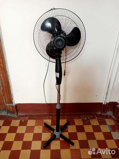 Вентилятор напольный