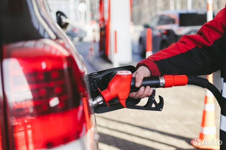 Заправщик (АЗС 045, Подольск)