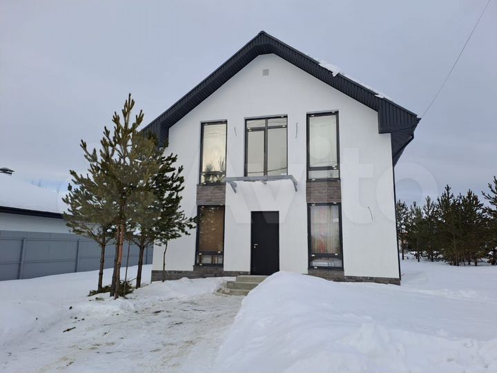 Коттедж 130 м² на участке 7,4 сот.