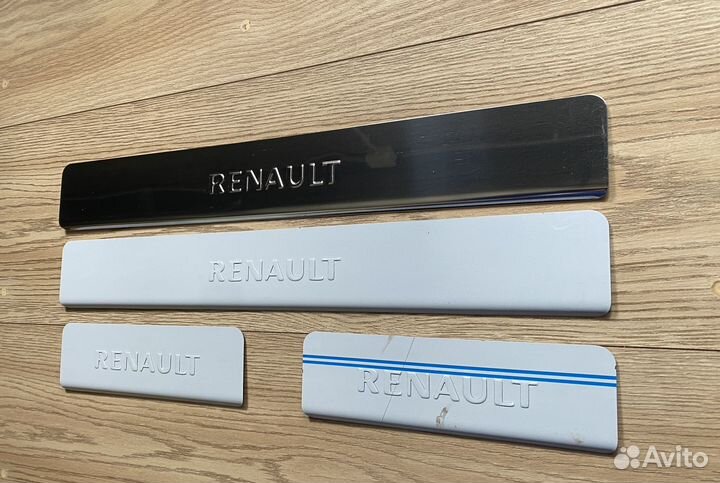 Накладки порогов Renault Scenic