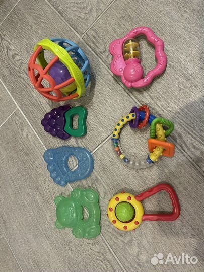 Развивающие игрушки