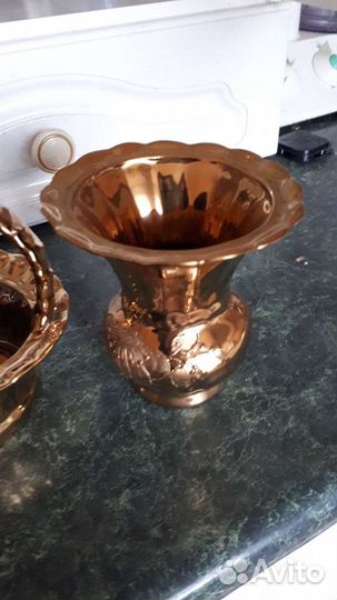 Конфетница и ваза, золото