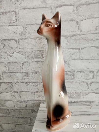Статуэтка кошка фарфор. Подарок. Сувенир. Копил