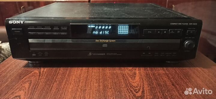 Sony CDP-CE215 5CD Changer
