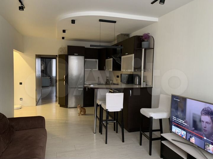 2-к. квартира, 72 м², 6/17 эт.