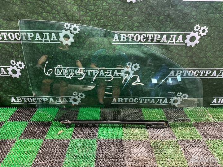 Стекло двойное переднее правое Lexus Rx 3