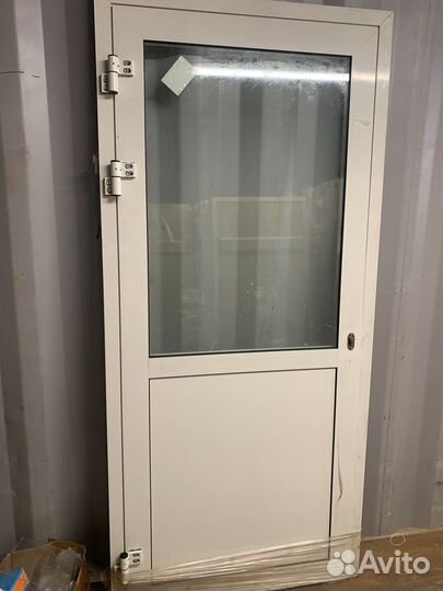 Алюминиевые двери бу
