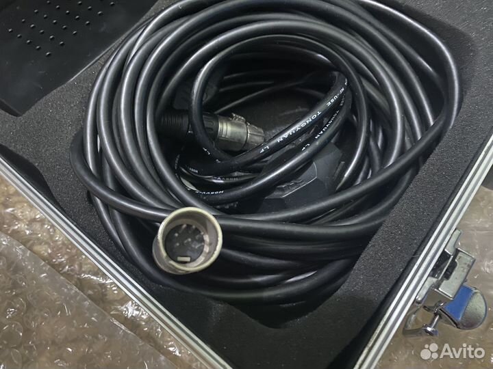 Ламповый микрофон behringer t-1