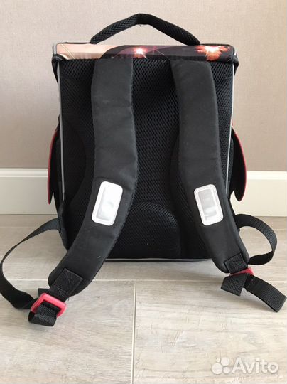 Продам школьный ранец Erhaft нло