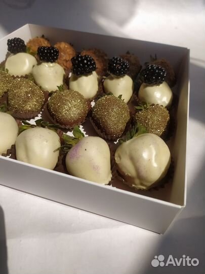 Клубника в шоколаде для подарка