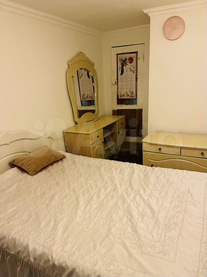 1-к. квартира, 54 м², 1/2 эт.