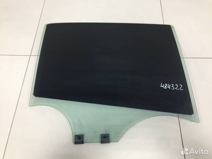 Стекло двери задней правой Renault Logan 2 2014