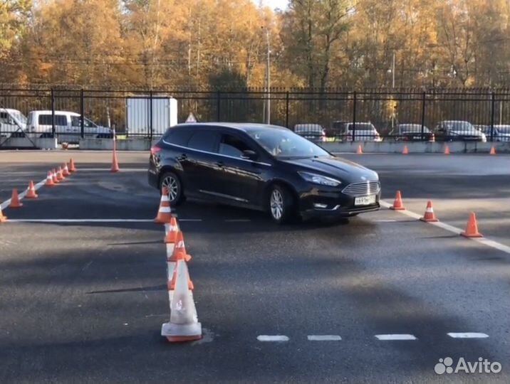 Автоинструктор, инструктор по вождению