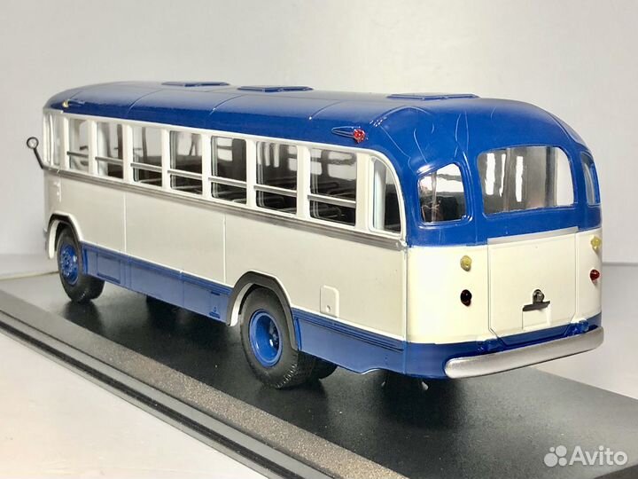Модель автобуса СССР Лиаз 158Б Класик бас 1:43