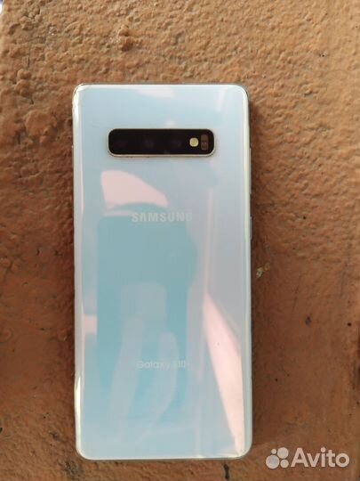 Samsung Galaxy S10+, 8/128 ГБ